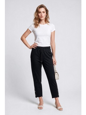 Vedi Kadın Bağcıklı Bel Rahat Kesim Yan Cepli Çıtçıtlı Paça Jogger Pantolon