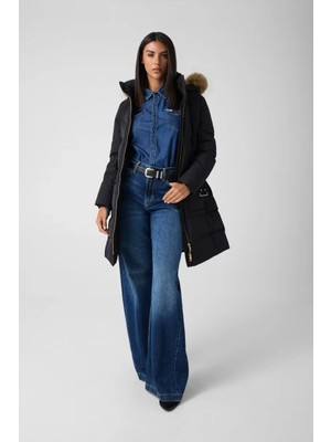 Guess Kapüşonlu Kadın MONT-W6BL57W4196
