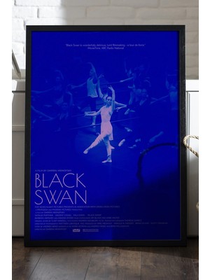 Duvarda Black Swan Siyah Ahşap Çerçeveli Poster, Dekoratif Film Duvar Tablosu