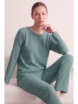 Farya Home Pamuklu Şeritli Kışlık Yumuşak Tuşe Interlok Örme Pijama Takımı
