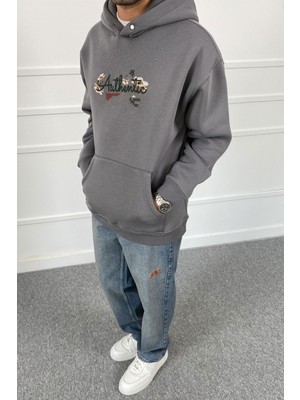Alışveriş Sokağı Nakışlı Oversize Kapüşonlu Kanguru Cepli Sweatshirt