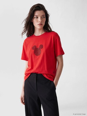 Lc Waikiki Yeni Sezon Kırmızı Mickey Mouse Baskılı %100 Pamuklu Kadın Tişört