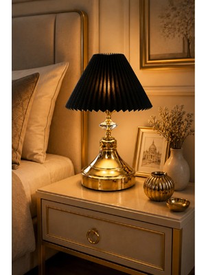 Veramoni Modern Kristal Taş Detaylı Pileli Şapkalı Abajur Gece Lambası Yatak Başı Lambası
