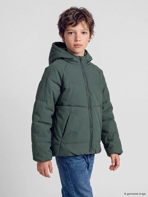 Lc Waikiki Yeni Sezon Yeşil Su Itici Erkek Çocuk Şişme Mont
