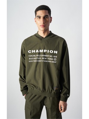Champion V-Neck Top