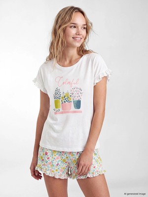 Lc Waikiki Yeni Sezon Ekru Bisiklet Yaka Baskılı Kadın Şortlu Pijama Takımı