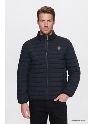 Wrangler Regular Fit Normal Kesim Dik Yaka Cepli Şişme Mont