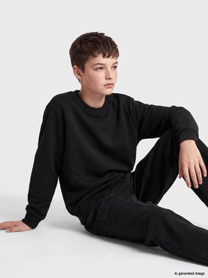 Lc Waikiki Yeni Sezon Siyah Bisiklet Yaka Erkek Çocuk Sweatshirt