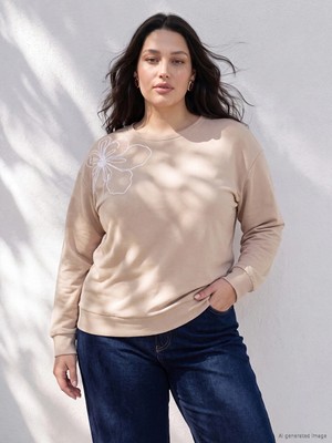 Lc Waikiki Yeni Sezon Bej Büyük Beden Nakışlı Kadın Sweatshirt