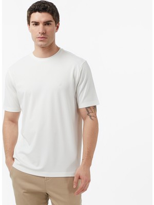 Nautica Men's Cream Regular Fit T-Shirt