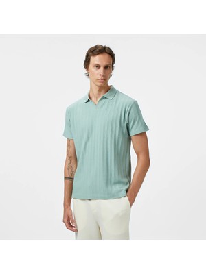 Nautica Men's Green Classic Fit Polo Collar T-Shirt