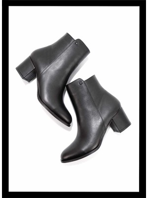 Bambi Black Genuine Leather Women's Boots & Booties K02208020903