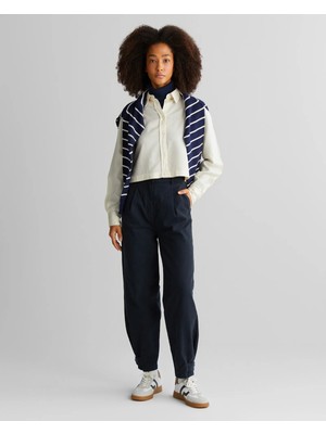 Gant Women's Black Tapered Fit Trousers