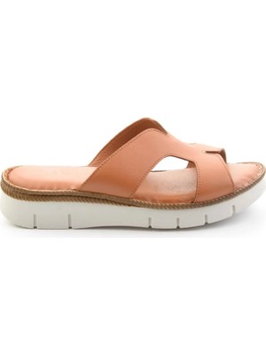 Bambi Tan Genuine Leather Women's Slippers K04296100303