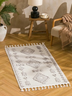 Lc Waikiki Yeni Sezon Nakışlı Püsküllü Halı 80X150 cm