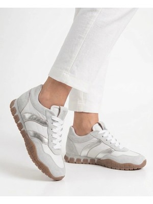Labrona Kadın Bağcıklı Desenli Renkli Tabanlı Ortopedik Sneaker Yürüyüş Ayakkabısı