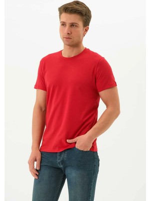 Gosh Erkek Kırmızı Renk %100 Pamuk Bisiklet Yaka Standart Fit Normal Kesim T-Shirt