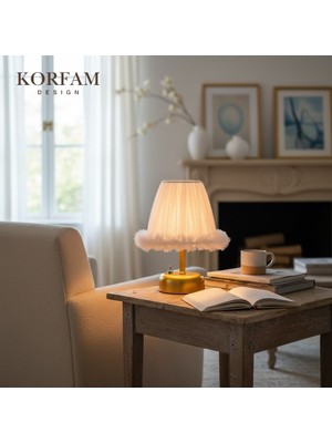 KorFam Lumi Modeli - Beyaz Tül Kumaş Fırfırlı Detaylı Pilli Masa & Gece Lambası
