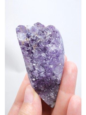 Healcrystal Ametist Serbest Formlu Parlak Koyu Akik Kenarlı, Kızıl Kahverengi Ana Kaya Matrisli, 72G