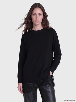 Lc Waikiki Yeni Sezon Siyah Bisiklet Yaka Dantel Detaylı Kadın Triko Tunik