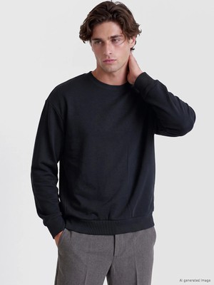Lc Waikiki Yeni Sezon Antrasit Bisiklet Yaka Erkek Sweatshirt