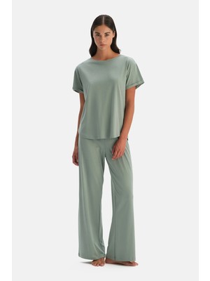 Dagi Green Short Sleeve T-Shirt And Pants Set