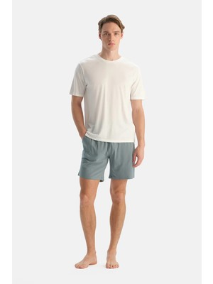 Dagi White Crew Neck T-Shirt And Shorts Set