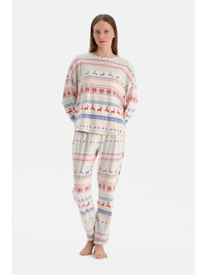 Dagi Multicolor Printed Velvet T-Shirt And Pants Pajama Set