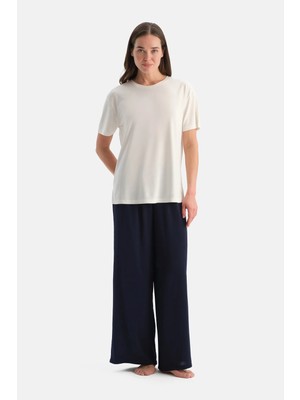 Dagi Navy Woven Pants