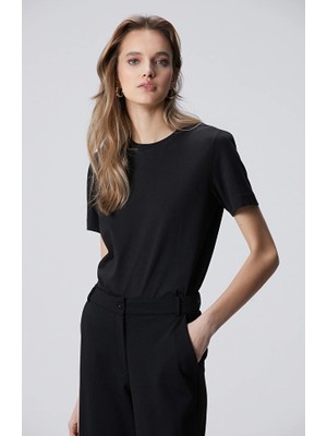Network Black Basic T-Shirt