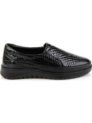 Bambi Black Genuine Leather Women's Casual Shoes K01331750111