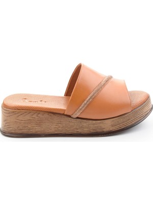 Bambi Tan Genuine Leather Women's Slippers K04433100903