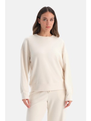 Dagi Ecru Stitch Detail Crew Neck Sweatshirt