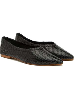 George Hogg Black Woven Detail Leather Women's Ballet Flats