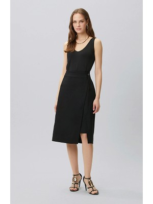 Network Black Wrap Closure Below-Knee Length Skirt