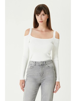Network Off-White Shoulder Detail Knit Sweater