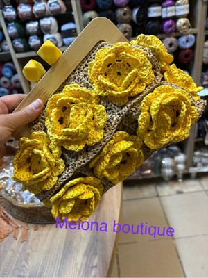Melona Butik Gül Motifli El Çantası