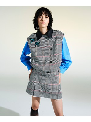 Twist Houndstooth Patch Vest