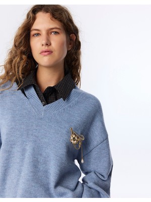 Twist Two-Piece Look Brooch Sweater