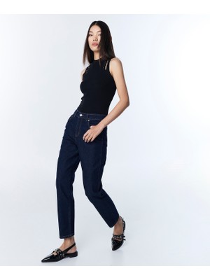 Twist Mom Fit Jeans