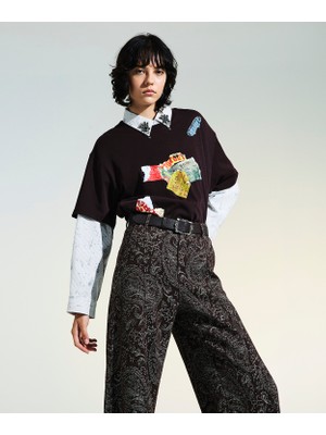 Twist Sticker Print Oversize T-Shirt