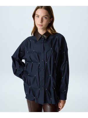 Twist Contrast Collar Metal Detail Shirt