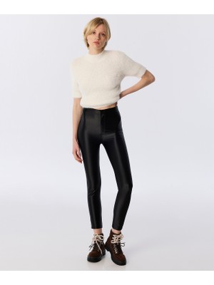 Twist Glossy Surface Pants