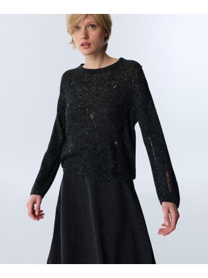 Twist Distressed Embroidered Sweater