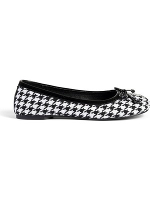 Twist Pattern Mix Ballet Flats