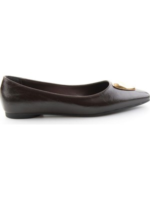 Bambi Brown Women's Ballet Flats K01823019509