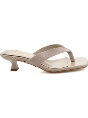 Bambi Beige Women's Slippers K04606022309