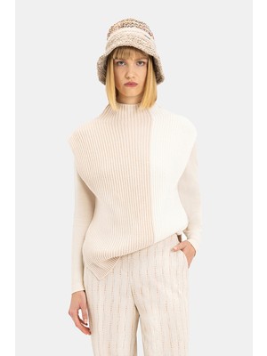 Vakko Beige Color Block Knitwear