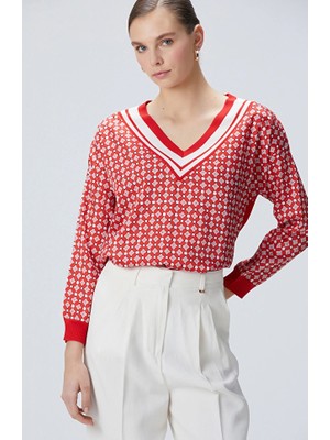Network Red Knitwear