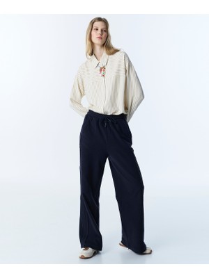 Twist Wide Leg Fit Sweatpants